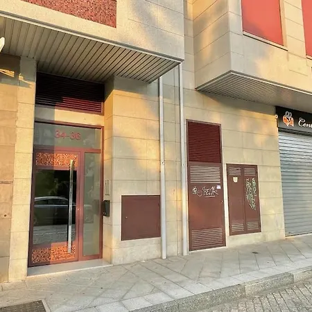 Estudio Centrico 2 Con Terraza Y Parking Privado Διαμέρισμα *