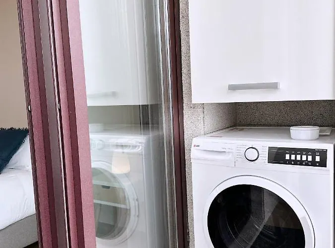 Daire Estudio Centrico 2 Con Terraza Y Parking Privado