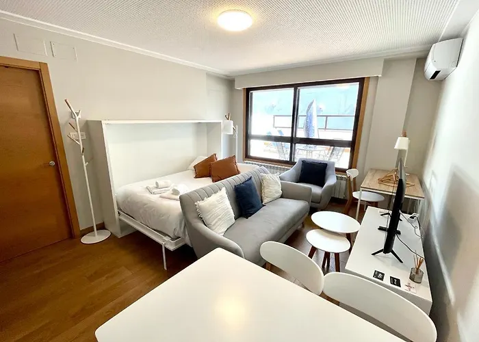 Daire Estudio Centrico 2 Con Terraza Y Parking Privado Ourense